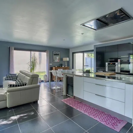 Moderne Piscine - 6p - Calme - Angouleme Puymoyen