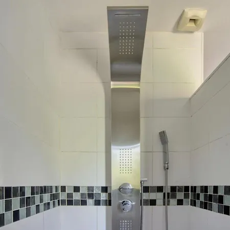 Moderne Piscine - 6p - Calme - Angouleme Puymoyen