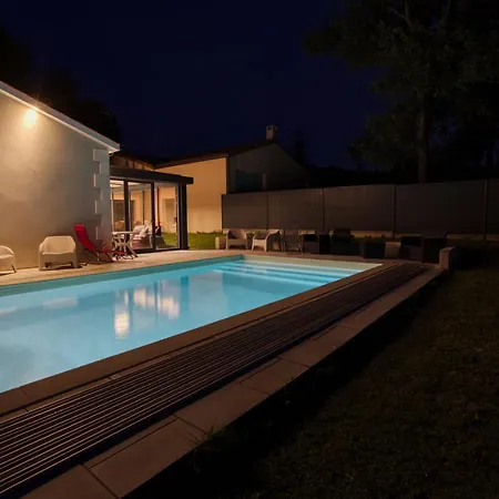 Moderne Piscine - 6p - Calme - Angouleme